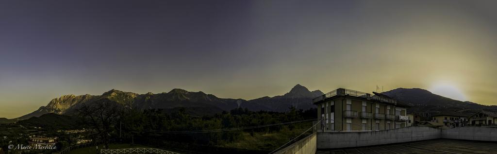 Hotel Pina Ristorante Isola del Gran Sasso dʼItalia Extérieur photo